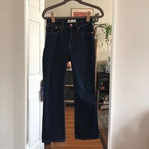 Madewell Cali Demi Jeans in Larkspur Wash